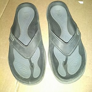 Sale 6/$30🌸  Crocs size 7 men / 9 women